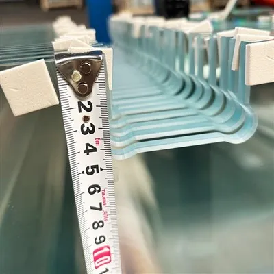 Wie teuer ist gehärtetes Glas für eine Dusche?